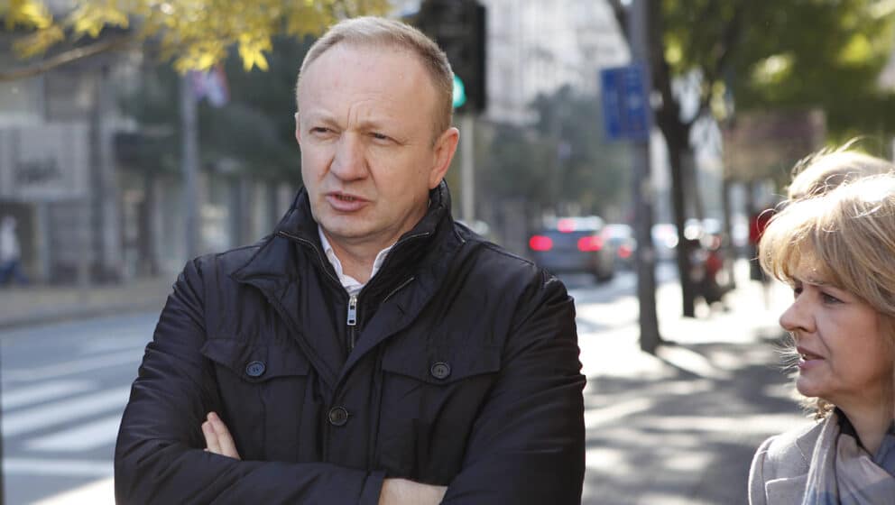 Đilas: Prosvetnim radnicima plate ne manje od 100.000 dinara 1