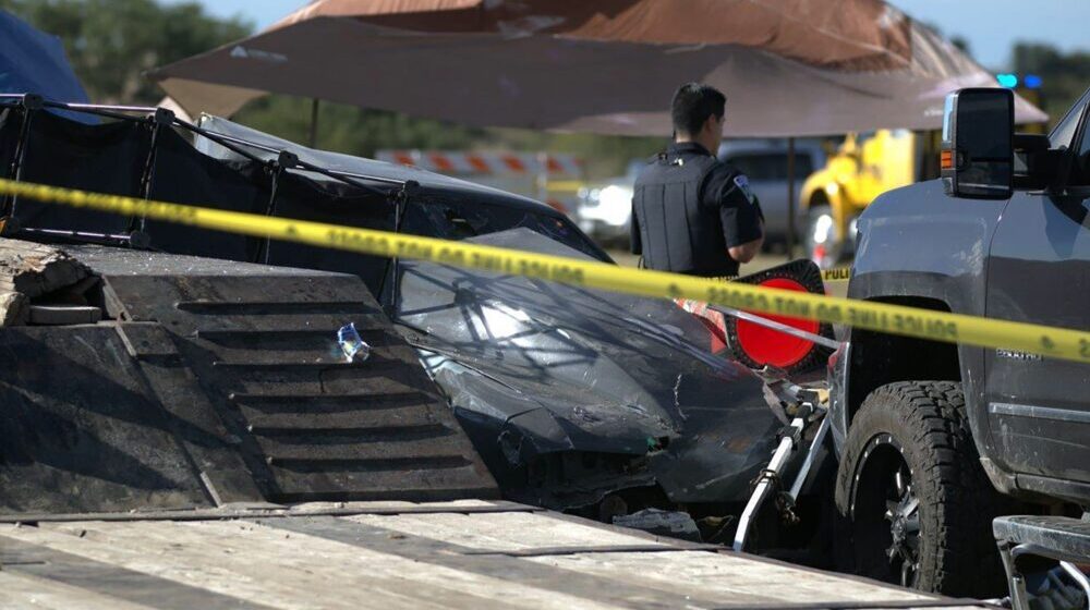 Automobil izleteo sa staze tokom trke u Teksasu, dva deteta poginula 1