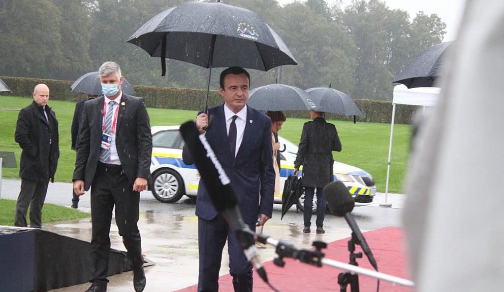 Makron može da posreduje sastanku Brnabićeve i Kurtija 2