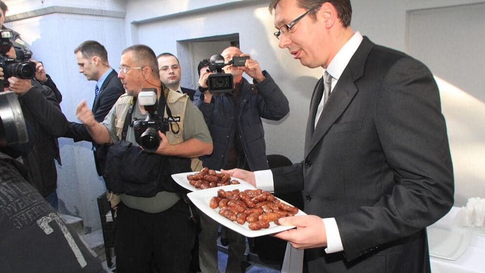 Umesto konsultacija sa SPN Vučić otišao u kuhinju (VIDEO) 1