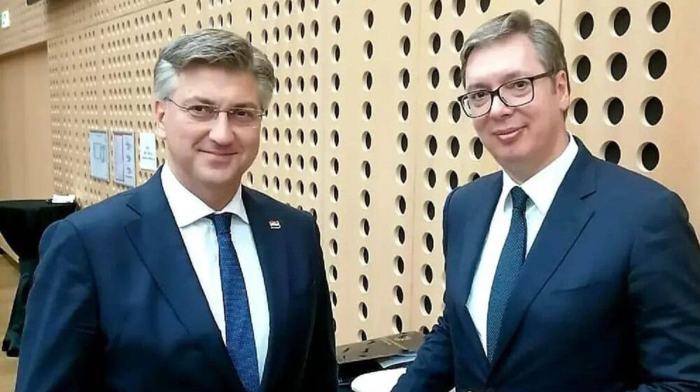 Cirkus u Jasenovcu: Vučić i Plenković koriste žrtve ustaša u propagandne svrhe 1