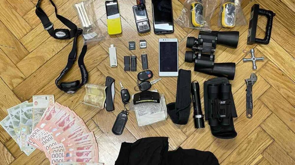 MUP: Uhapšena dvojica osumnjičenih zbog krađe 1