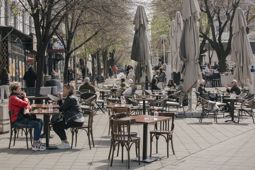 Korona virus i Srbija: Koje su mere i kazne na snazi - pojačana kontrola, uvedene kovid propusnice 1 kafići