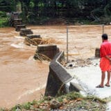 Najmanje 25 mrtvih u poplavama koje su pogodile Indiju i Bangladeš 10