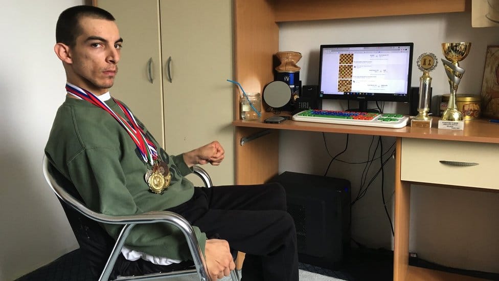 Muzika i Zaječar: Nikola Živanović - MC Džoni - reper koji nikada nije repovao 6 Nikola Živanović - MC Džoni