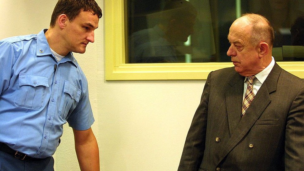 Rat u Jugoslaviji: Tri decenije od opsade Dubrovnika - uništavanje svetske kulturne baštine i „najveća sramota Crne Gore“ 6 Admiral Miodrag Jokić