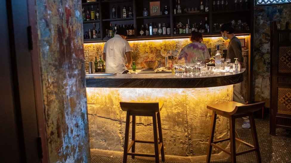 Korona virus i turizam: Pandemija preti da pomrsi planove za početak turističke sezone u Tajlandu 2 Niks' bar