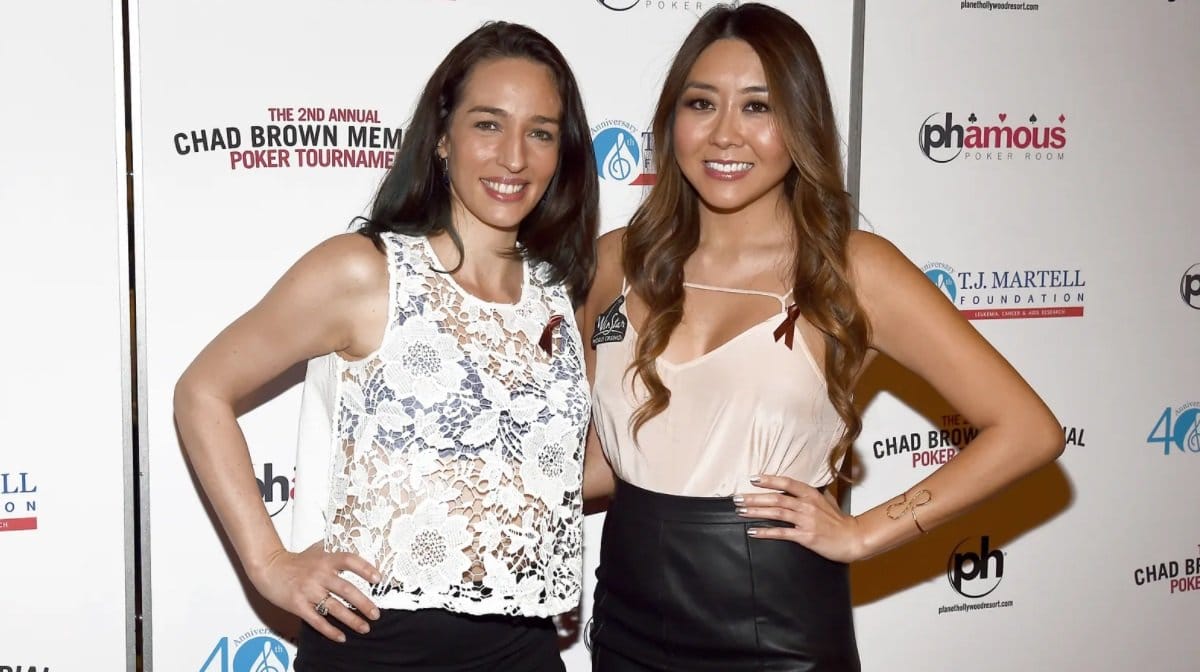 Kara Skot (levo) i Marija Ho, voditeljke emisije o pokeru