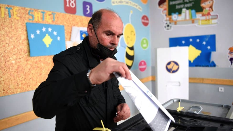 Lokalni izbori na Kosovu: Tri ključne stvari koje treba da znate 1 Priština, 16. oktobar 2021.