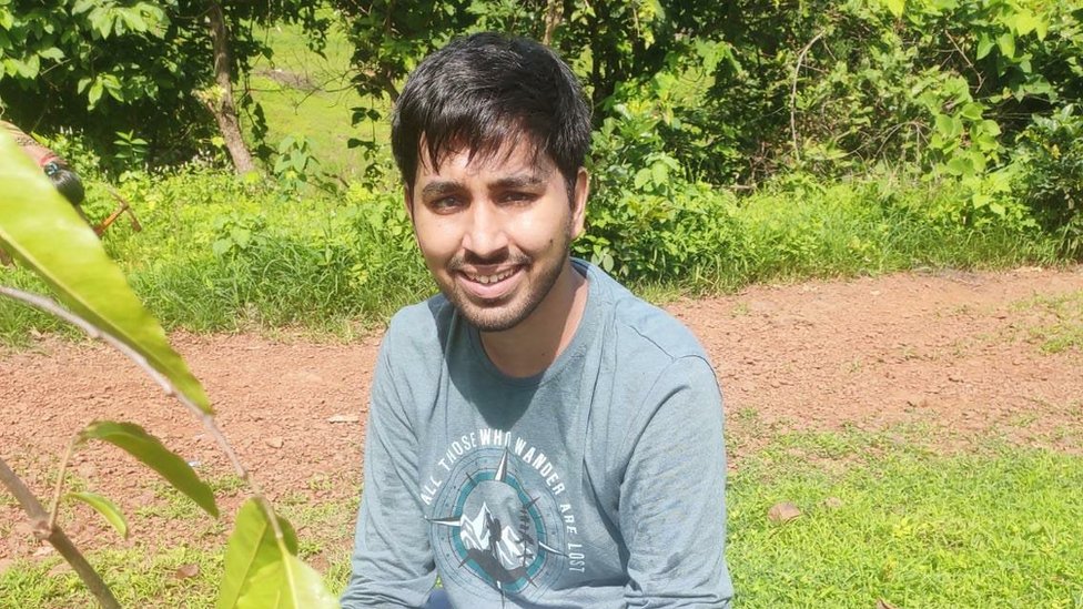 Seks i klimatske promene: Da li postoji ekološki prihvatljiv seksualni odnos 7 Tunmay Shinde in a field