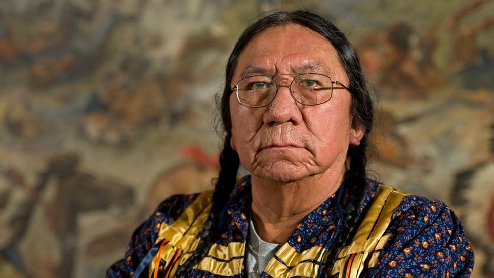 Amerika, istorija i Indijanci: DNK test potvrdio da poglavica Bik Koji Sedi ima živog praunuka 2 Ernie LaPointe in 2011