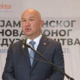 Popović: Srbija će vakcinu "Sputnjik lajt" dobiti za nekoliko nedelja 4