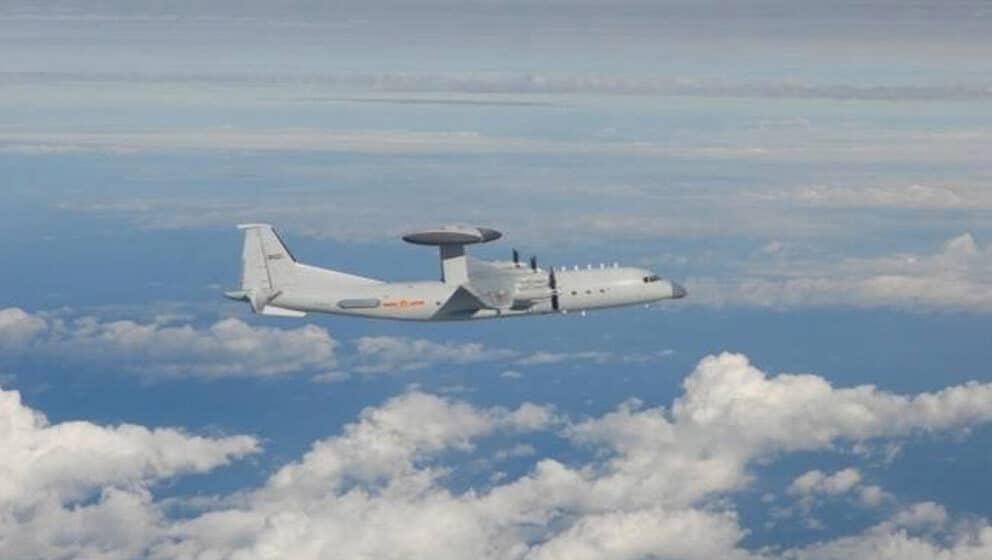 Napeto u Tajvanu: 43 kineska vojna aviona i sedam brodova u blizini ostrva 1