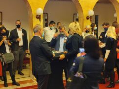 Zahvalnica Danasu za izuzetan doprinos kampanji "Spasimo hranu - sačuvajmo humanost" 6