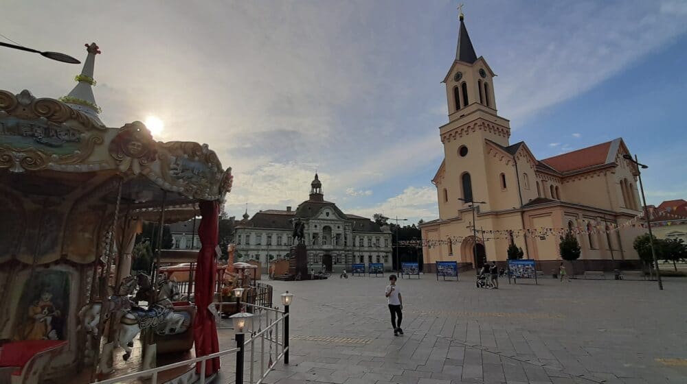 Zrenjaninska biskupija zabranila rad nevakcinisanim sveštenicima 1