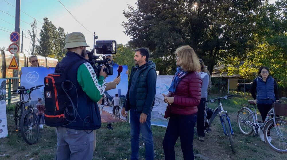 Građani se okupili u akciji za očuvanje Savskog mosta 1