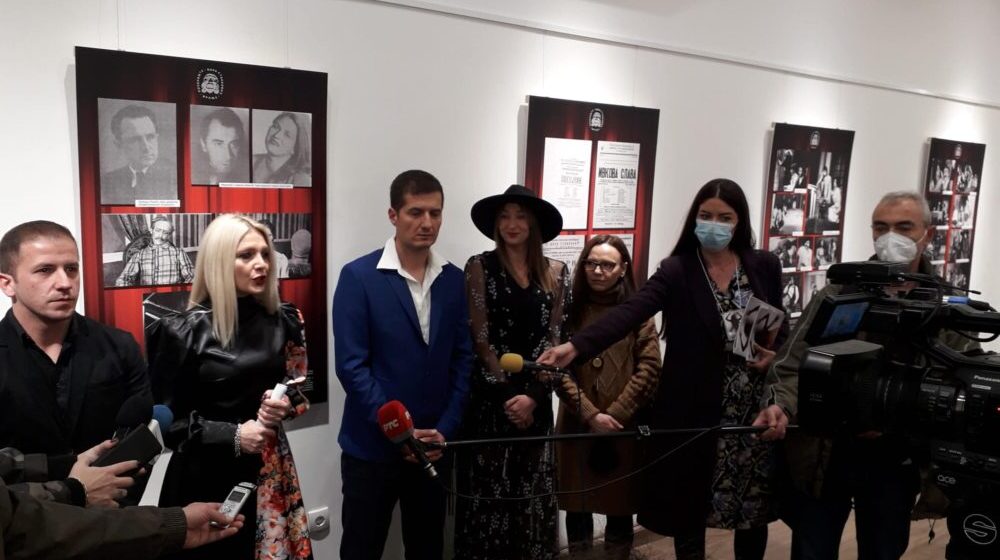 Treće večeri na Festivalu Borini pozorišni dani predstava "Ivanovo samoubistvo" pozorišta iz Bijeljine 1