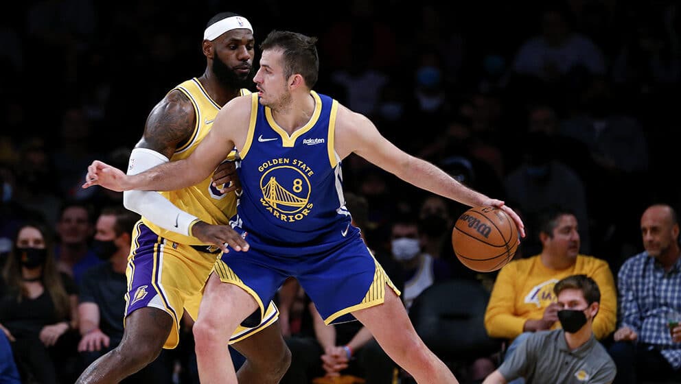 Golden Stejt ubedljiv i kada je Kari neraspoložen 1