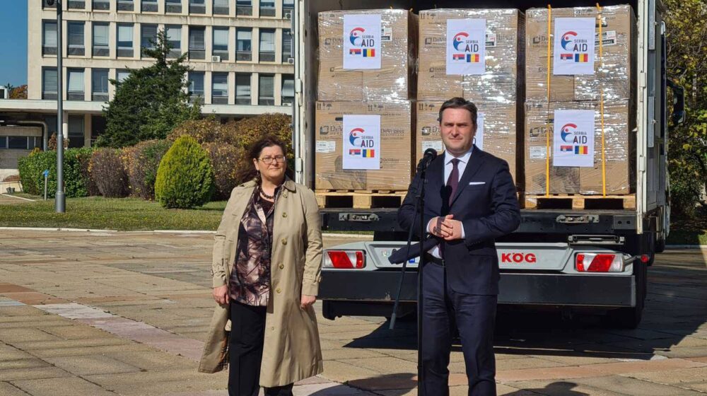 Selaković ispratio donaciju Rumuniji za lečenje obolelih od kovida 1