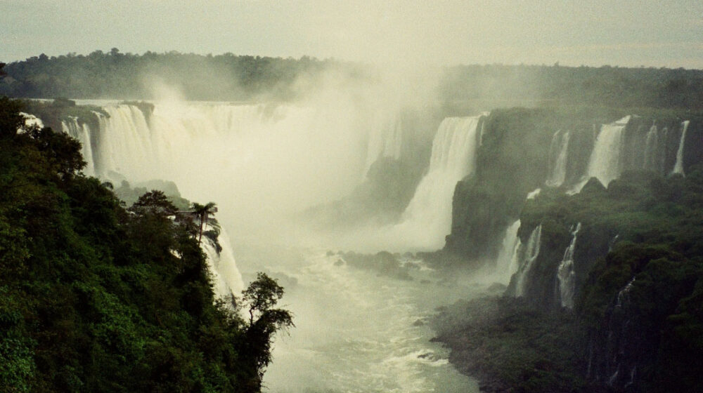 Argentina/Brazil: Iskonska lepota vodopada Iguasu 1