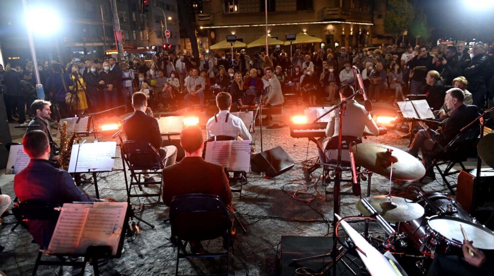 Vesić: Otvaranjem Skvera Milene i Gage Beograd se odužio ovim umetnicima 1