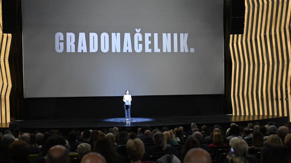 Premijerno prikazan dokumentarni film "Gradonačelnik." o Branku Pešiću 1