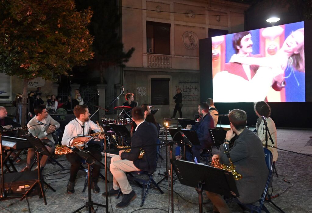 Vesić: Otvaranjem Skvera Milene i Gage Beograd se odužio ovim umetnicima 2