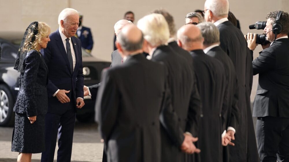 Bajden stigao u Vatikan na sastanak sa papom, bez prisustva medija 1