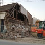 Obrušio se zid kraj gradilišta zgrade u Zrenjaninu, porodice iseljene 9