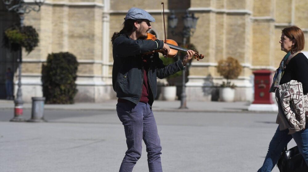 Još 7.190 novoobolelih, 51 preminuli, 269 na respiratorima 1