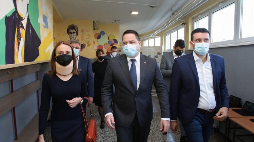 Besplatni internet za OŠ "Olga Milošević" u Smederavskoj Palanci 1