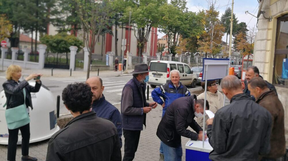 U Kragujevcu za dva sata peticiju protiv „Rio Tinta” potpisalo 112 građana 1