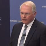 Godfri odlazi, stiže Kristofer Hil? 1