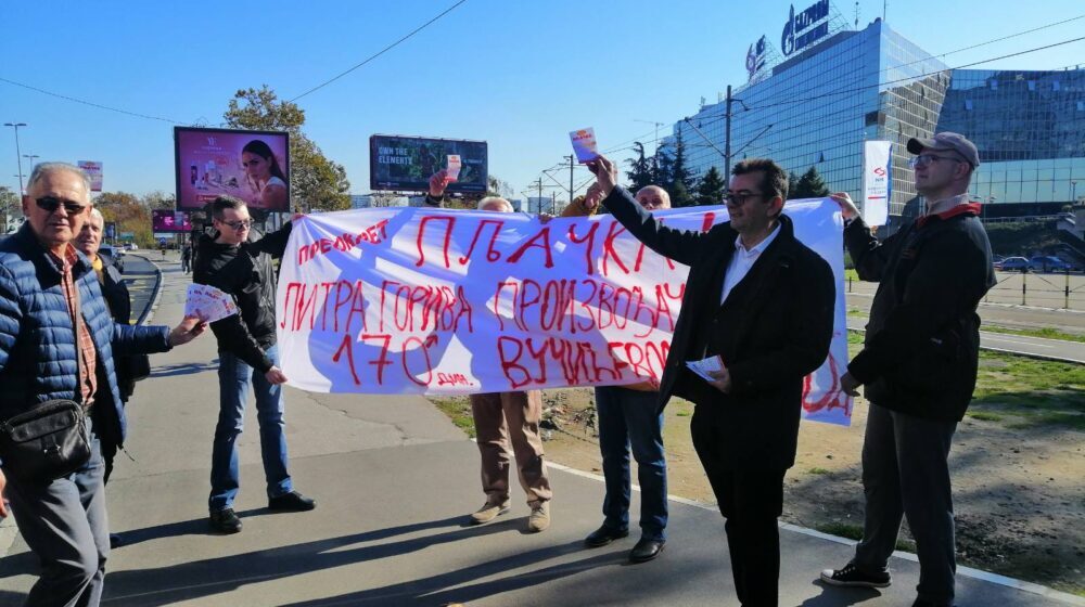 Pokret za preokret: Režim preko cene goriva plaća građane 1