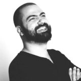 Melanž različitih motiva crtanih prstom na telefonu 1