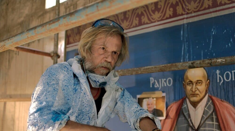 Mračna komedija o postkomunističkom društvu 1