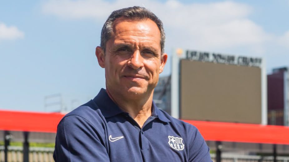 Barhuan imenovan za privremenog trenera Barselone 1