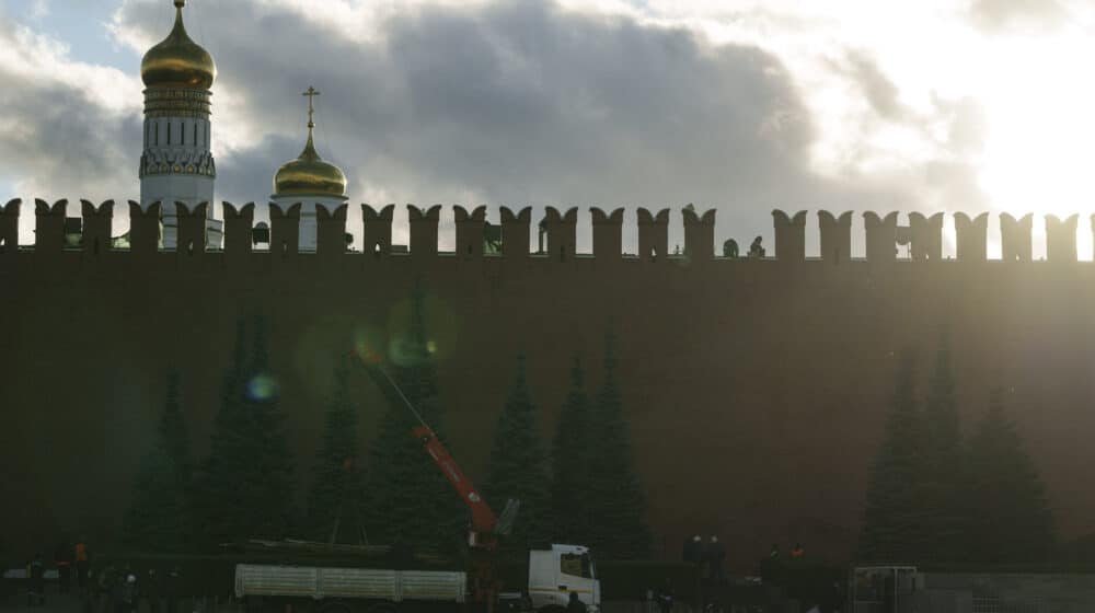 Oluja oštetila moskovski Kremlj, vlasti zatvorile Crveni trg 1