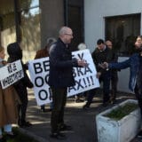Protest protiv bahatosti investitora: Pretnje stanarima Glamočke ulice 1