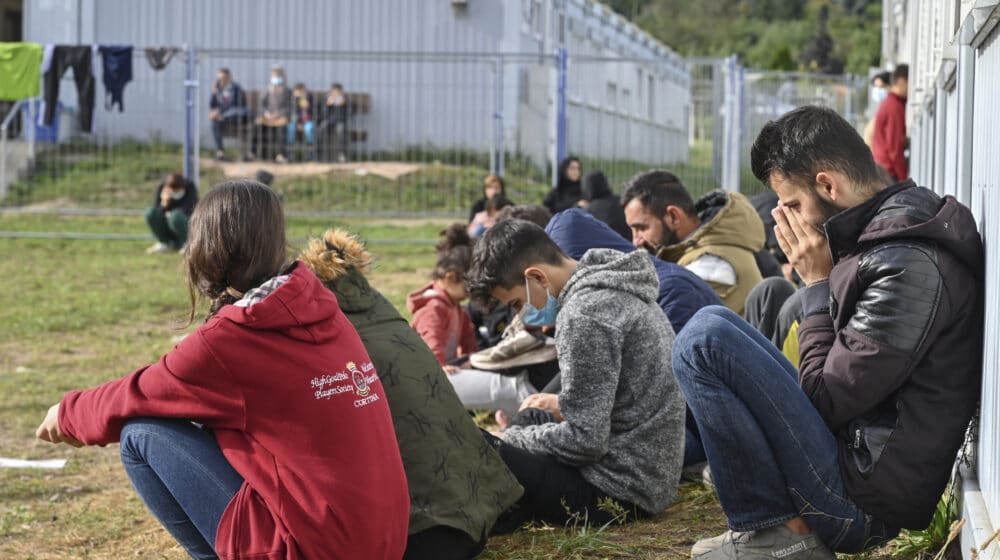 Tela dva migranta pronađena na austrijsko-mađarskoj granici 1