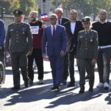 Vesić predvodio memorijalni defile „Pobeda slobode” 10