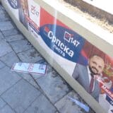 Plakati GI „Srpski opstanak“ prelepljeni predizbornim materijalom Srpske liste 11
