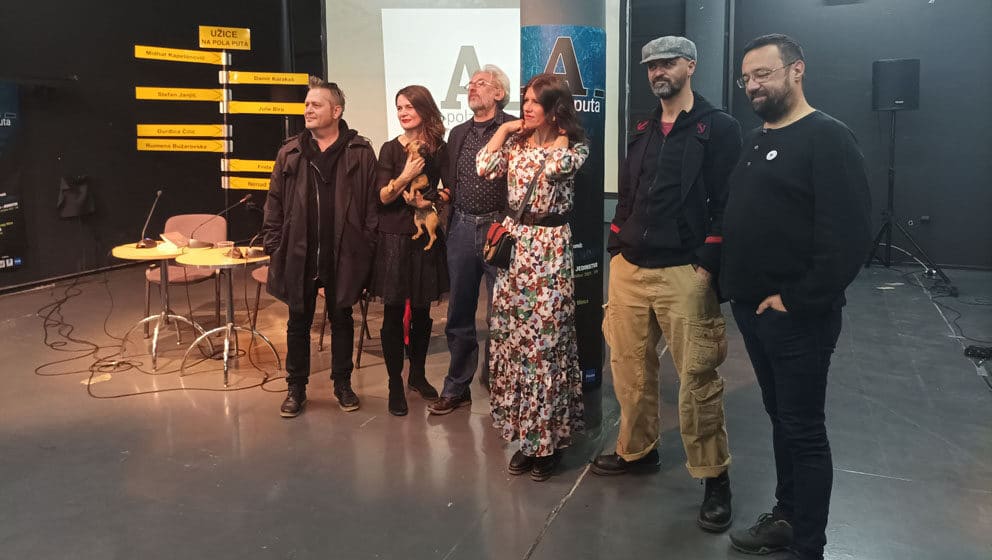 O književnom festivalu "Na pola puta": Na mladima knjiga ostaje 1