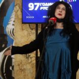 Upravnicu ne zanimaju tabloidne priče o smeni 7