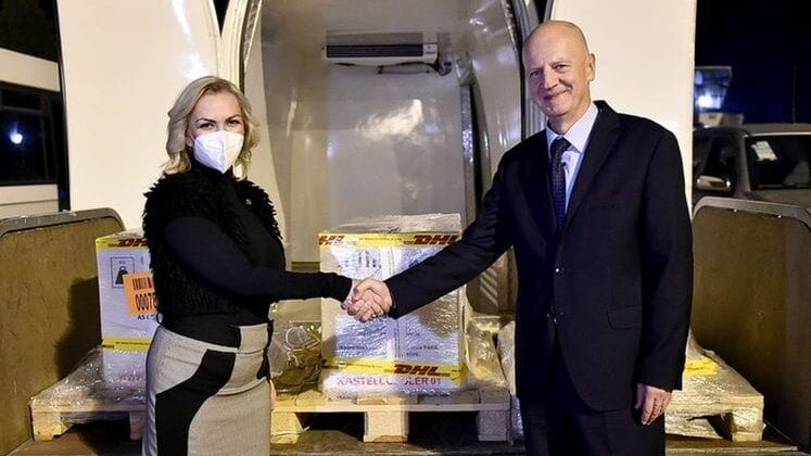 Poljska Crnoj Gori donirala 40.000 doza Fajzer vakcine 1