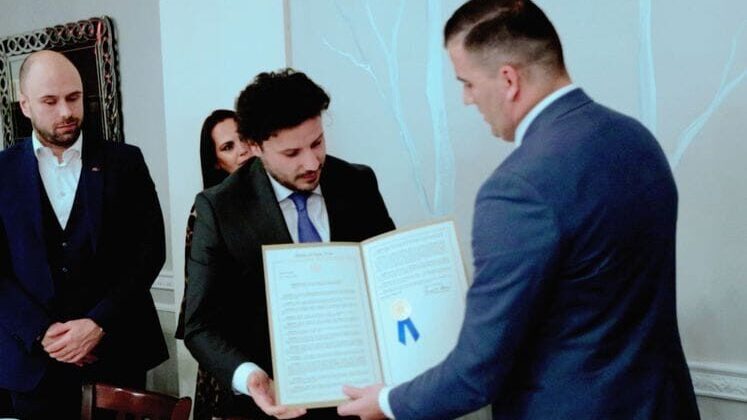 Abazoviću u Njujorku uručena Povelja Majke Tereze 1