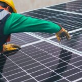 Vlada Kosova potpisala sporazum sa EIB vredan 33 miliona evra za solarnu elektranu 6