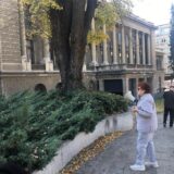 Bivši radnici IKL ispred Predsedništva