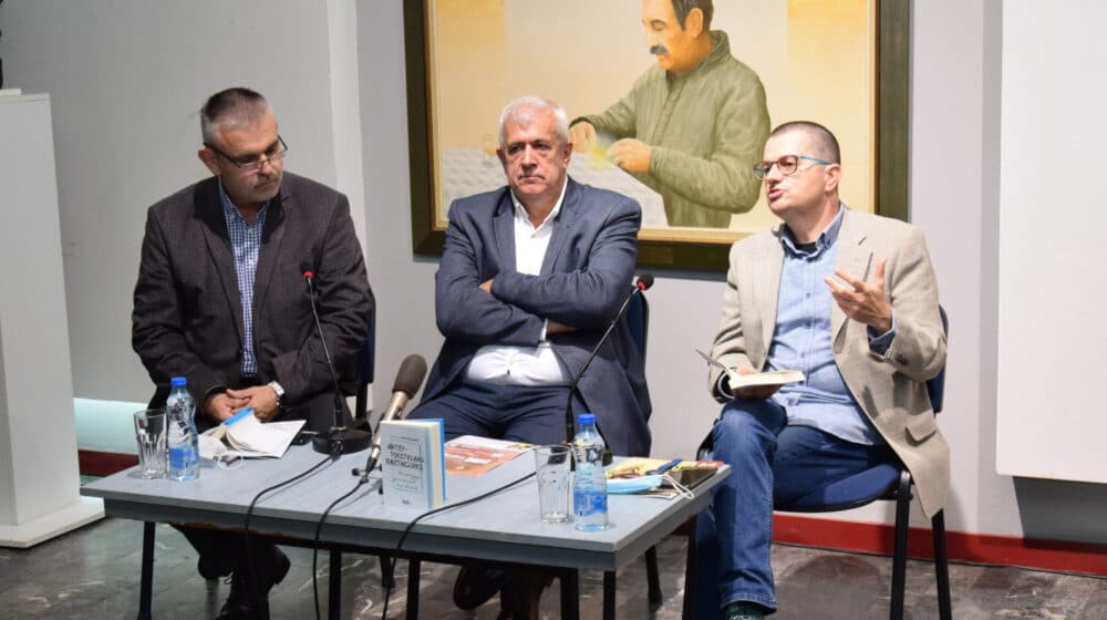 „Intertekstualna pletisanka“ Milivoja Mlađenovića predstavljena na „Danima Zorana Radmilovića“ 1