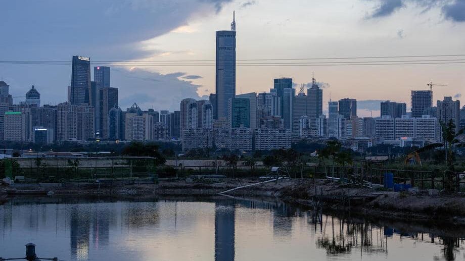 U zemljama "velikim zagađivačima" građani manje zabrinuti za klimatske promene 2 kina neboderi
